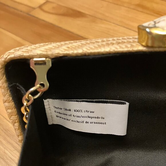 Kayu Jen clutch with gold strap - Picture 8 of 13